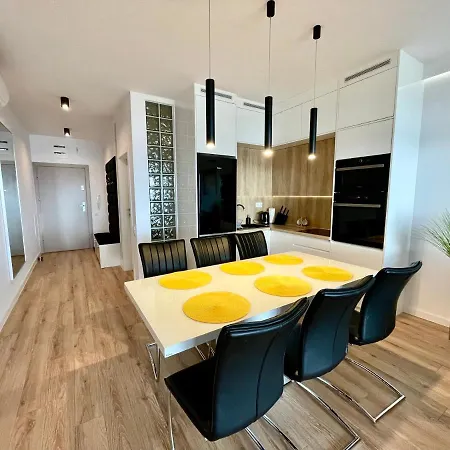 Bajeczny Z Widokiem Na Jezioro W Nautica 吉日茨科