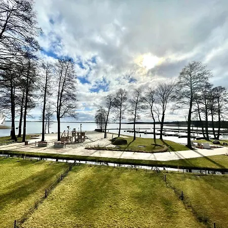 Bajeczny Z Widokiem Na Jezioro W Nautica